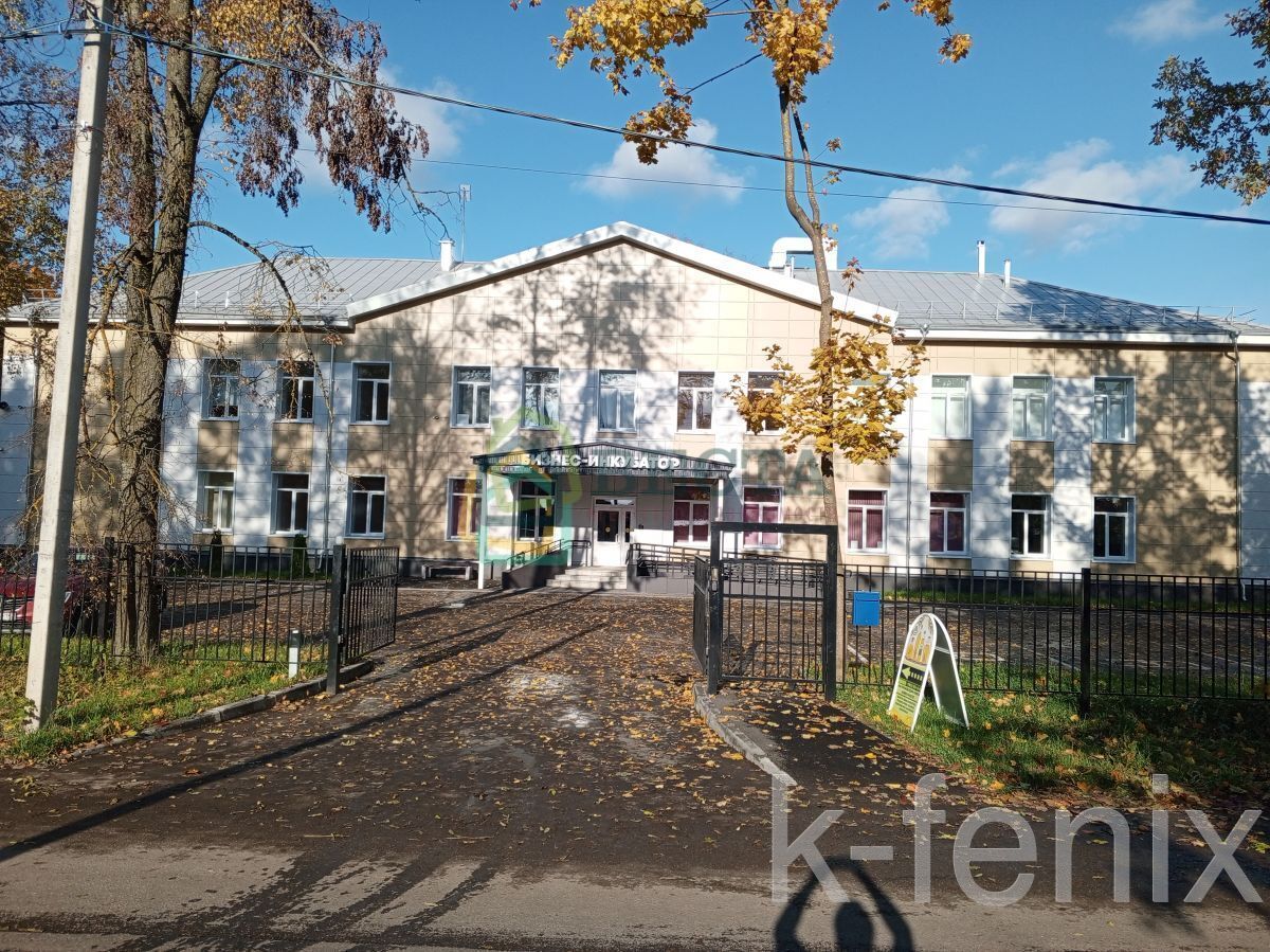 земли коммерческого назначения 1506 метров, участок 15 сот